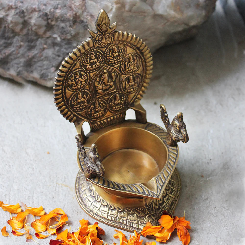 Athishtalakshmi Vilakku (Finished in Brass)
